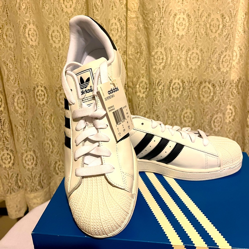 Traditional Adidas superstar II ORIGINAL in the box!